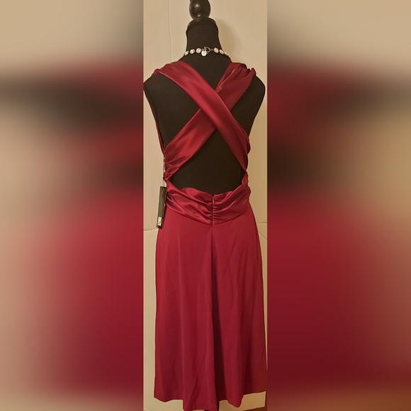 NEW Women's DRESS Crimson - Picture 4 of 10